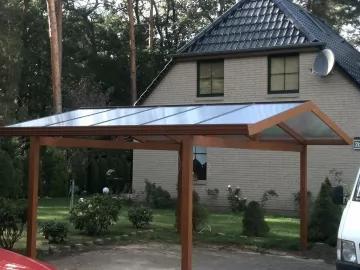 Aluminium Carport in Holzoptik freistehend