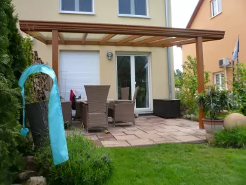Terrassendach im Holzdesign