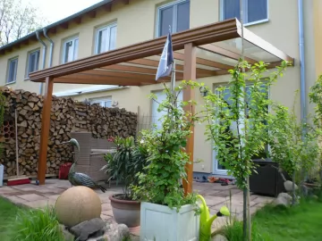 Terrassendach im Holzdesign