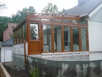 Wintergarten im Holz-Design